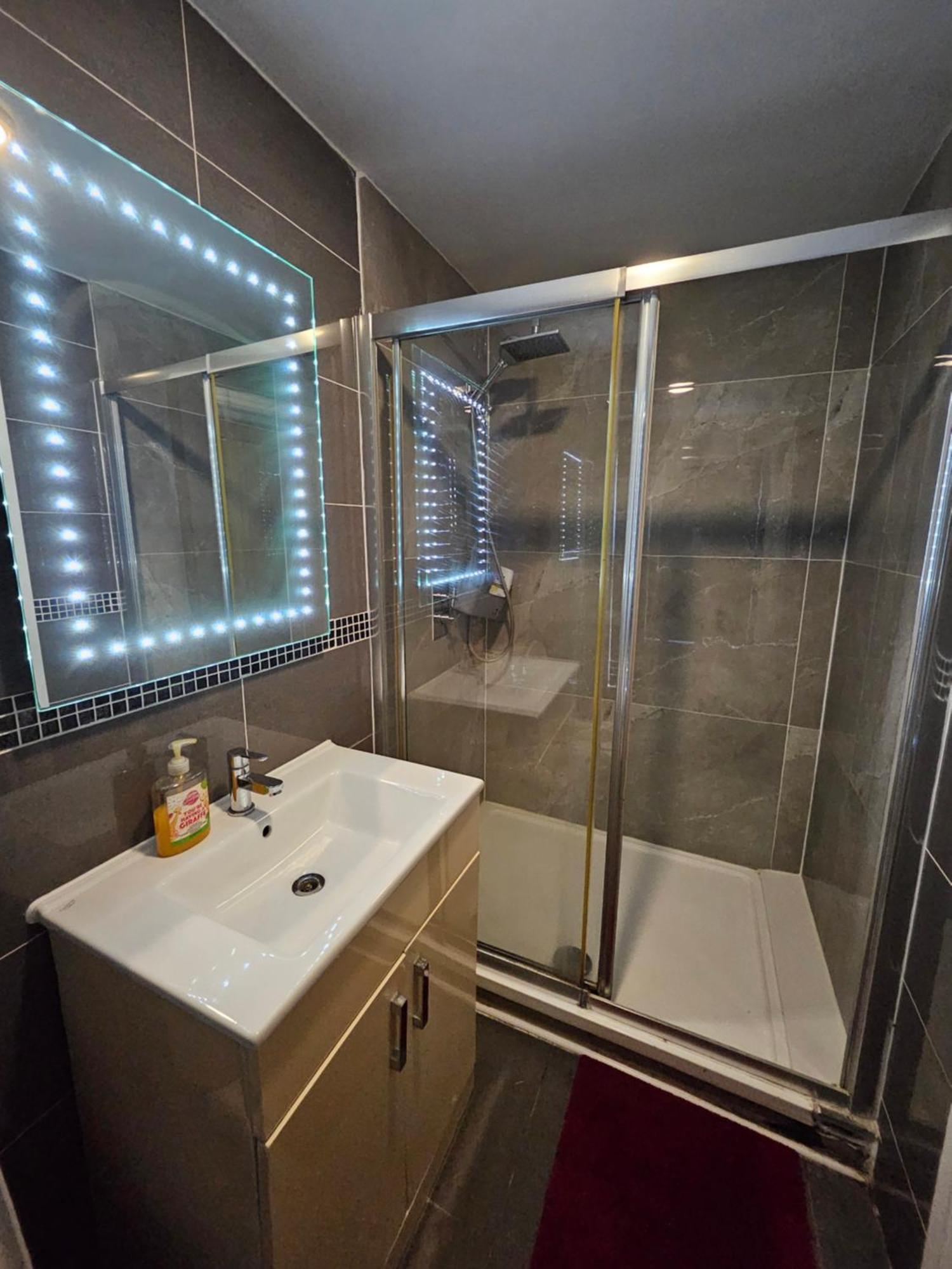 Appartamento Snoozeden Westmead, Windsor Esterno foto